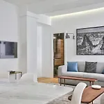 Urbanflat 69 - Authentic Parisian In The Center Of Appartement Paris