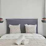 Urbanflat 69 - Authentic Parisian In The Center Of Appartement *