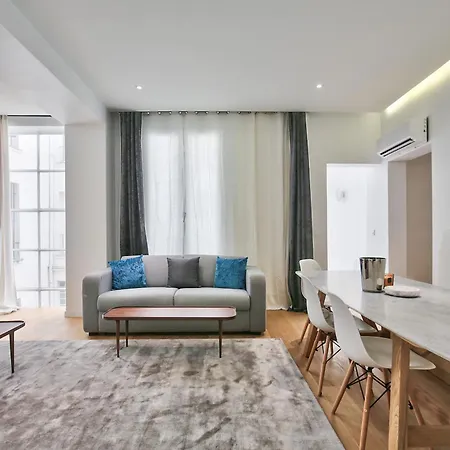 Urbanflat 69 - Authentic Parisian In The Center Of * Paris